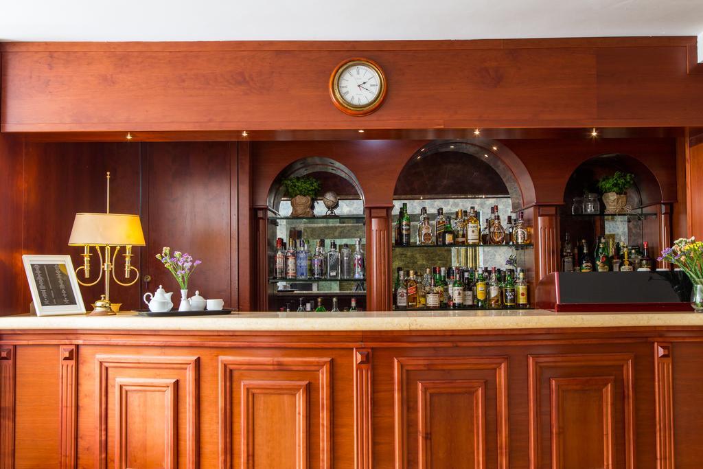 Alexios Hotel Ioannina Ngoại thất bức ảnh